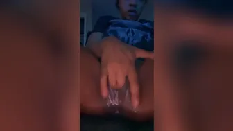 Finger Fucking Pussy