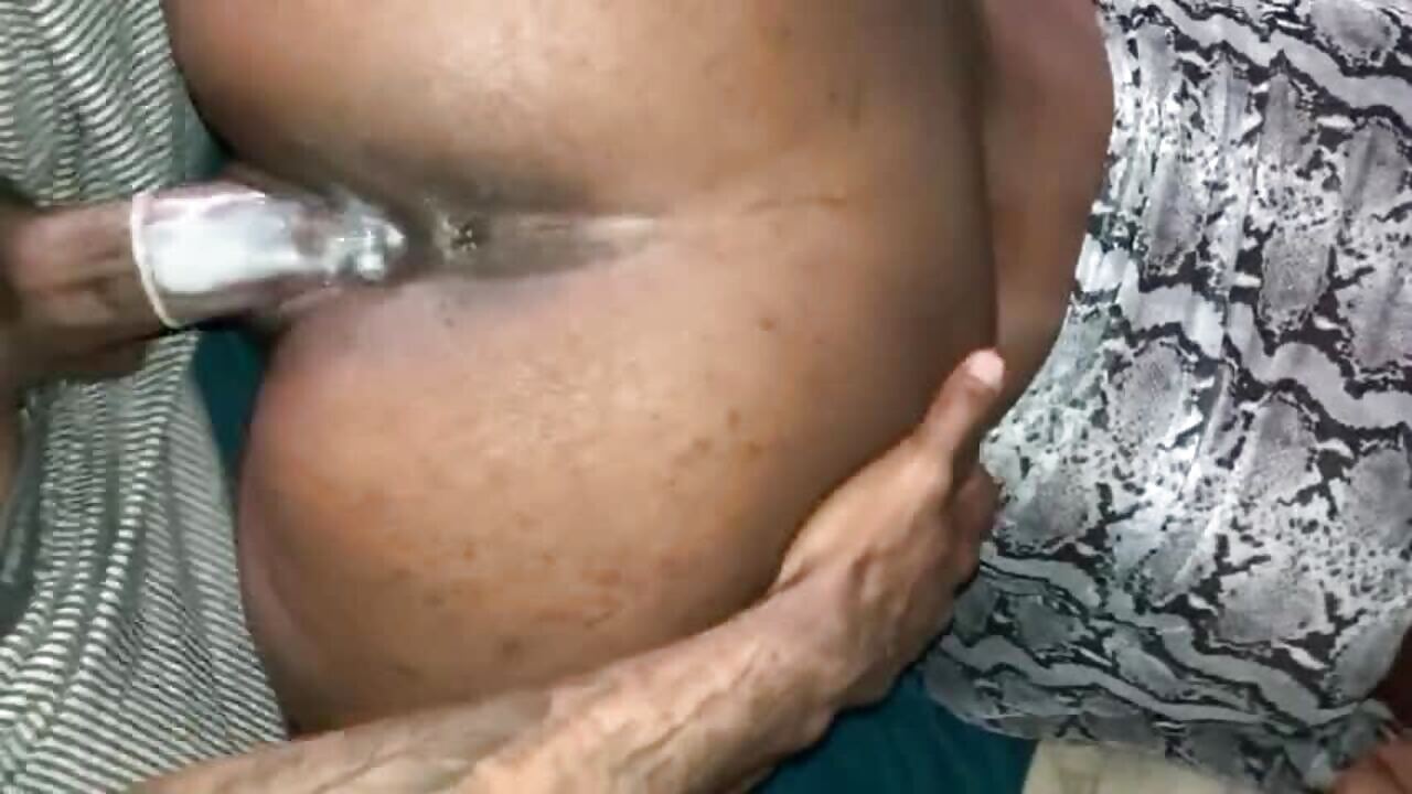 Thick Ass African Milf Creams On The Dick While Smoking Weed