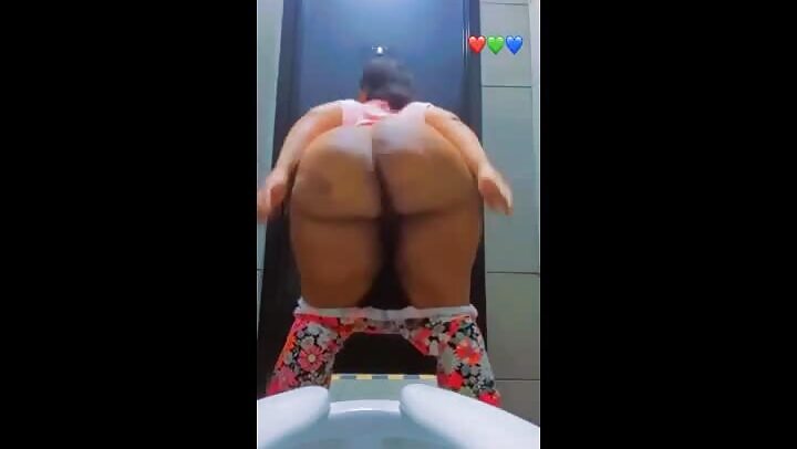 Naked Butt